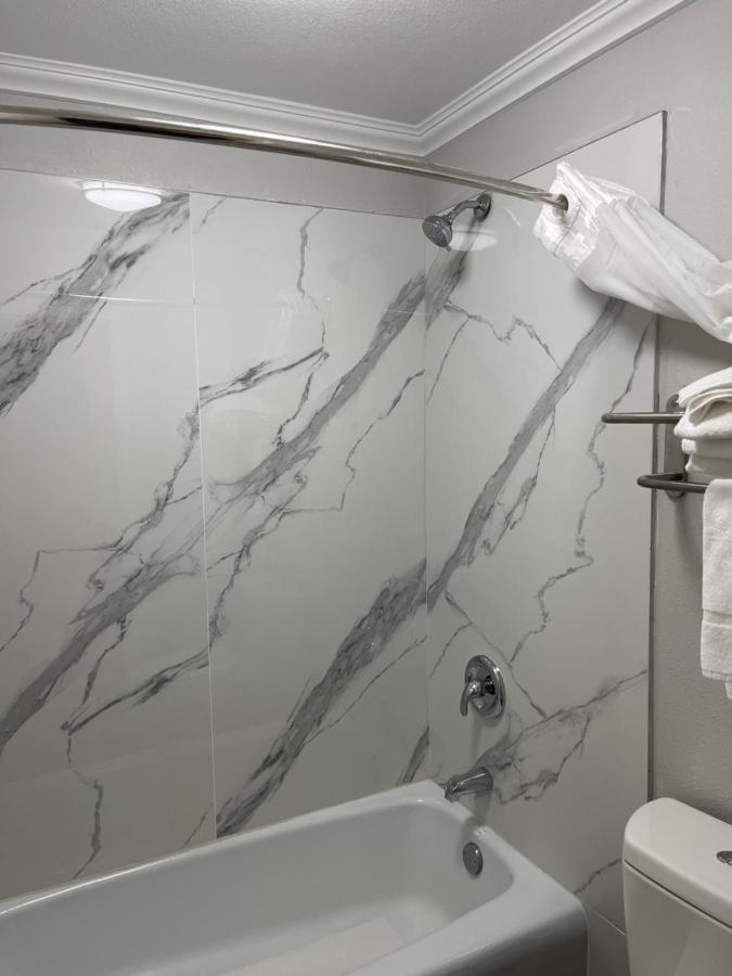 Mainstay Suites ฟลอเรนซ์ ภายนอก รูปภาพ