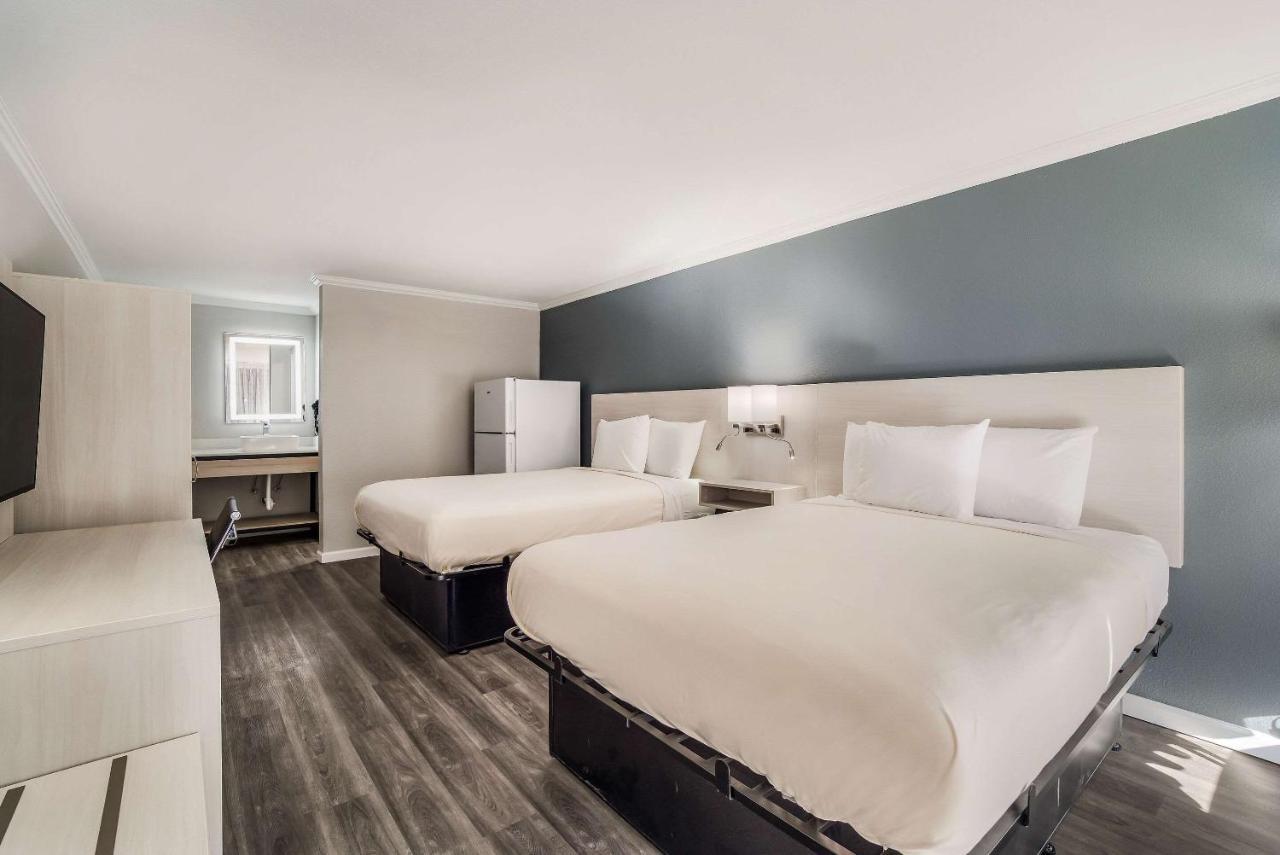 Mainstay Suites ฟลอเรนซ์ ภายนอก รูปภาพ
