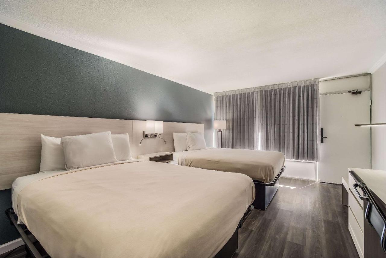 Mainstay Suites ฟลอเรนซ์ ภายนอก รูปภาพ